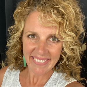 Meet your Posher, Meredith